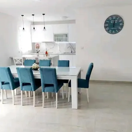 Apartment Hope Zmijavci