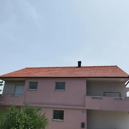 Hope Apartment Zmijavci